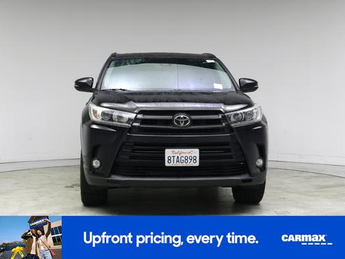 2017 Toyota Highlander SE