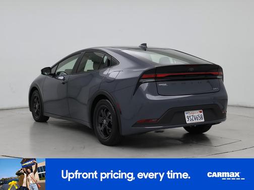 2025 Toyota Prius LE