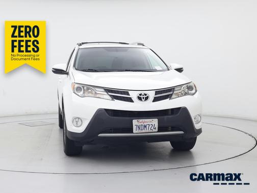 White 2015 Toyota RAV4 XLE