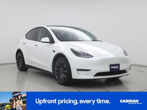 White 2025 Tesla Model Y Performance