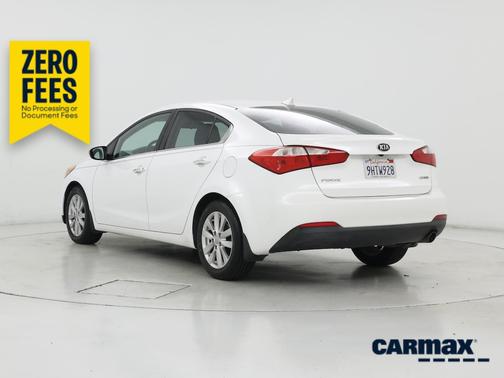 White 2014 Kia Forte EX