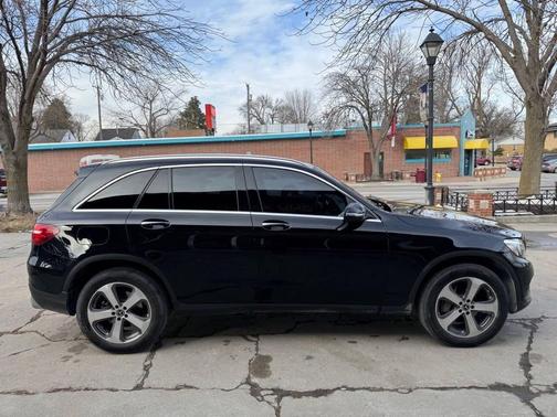 2019 Mercedes-Benz GLC 300 4MATIC