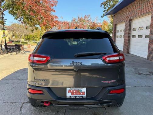 2017 Jeep Cherokee Trailhawk