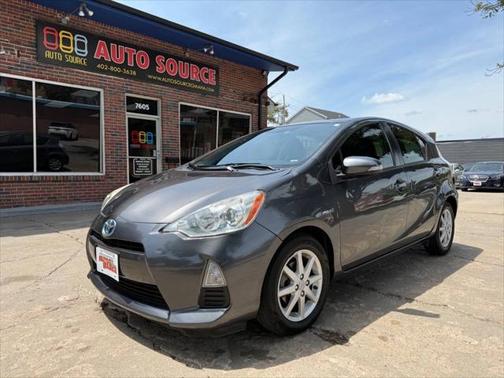 2014 Toyota Prius c Three