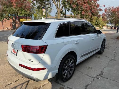 2017 Audi Q7 3.0T Premium