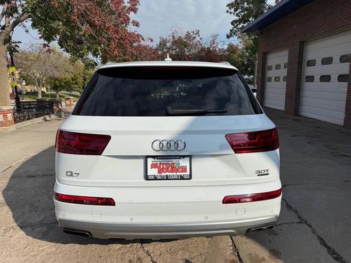 2017 Audi Q7 3.0T Premium