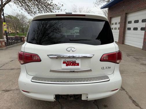 2012 INFINITI QX56 Base