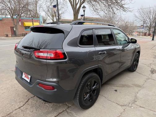 2018 Jeep Cherokee Latitude