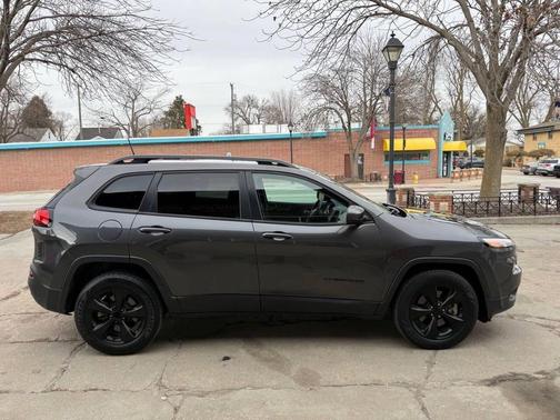 2018 Jeep Cherokee Latitude