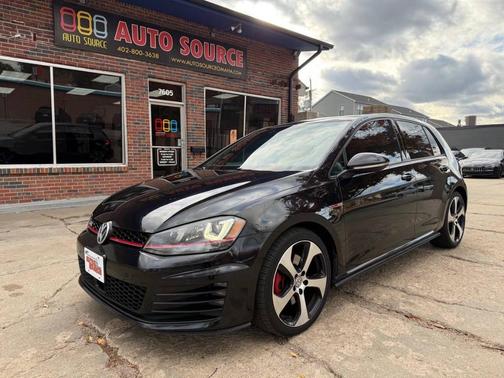 2015 Volkswagen Golf GTI 2.0T SE 4-Door