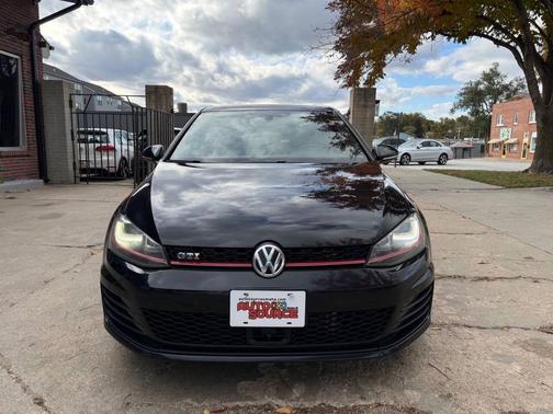 2015 Volkswagen Golf GTI 2.0T SE 4-Door