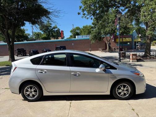 2010 Toyota Prius One