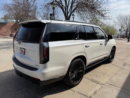 Crystal White Tricoat 2021 Cadillac Escalade Sport Platinum