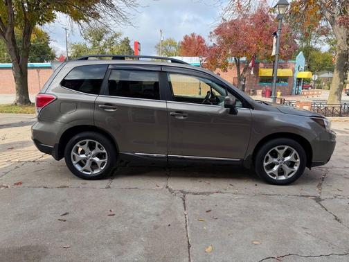 2018 Subaru Forester 2.5i Touring