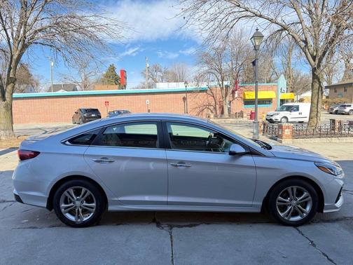 2018 Hyundai SONATA SEL