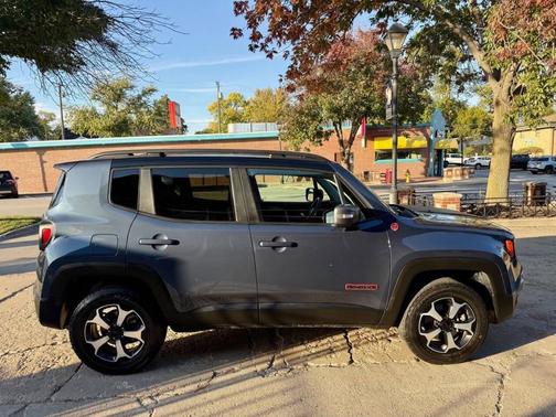 2020 Jeep Renegade Trailhawk