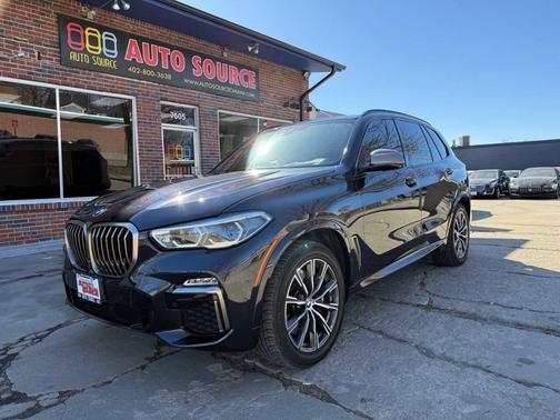 2020 BMW X5 M50i