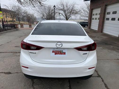 2016 Mazda Mazda3 i Touring