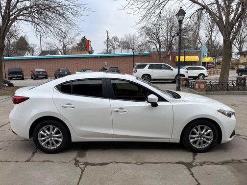 2016 Mazda Mazda3 i Touring