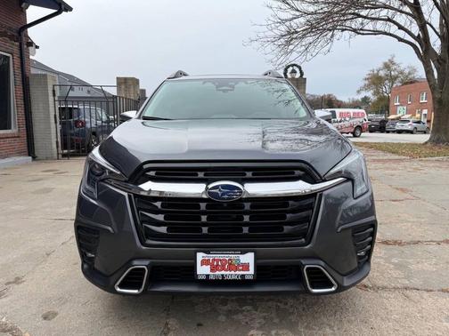 2023 Subaru Ascent Limited 8-Passenger