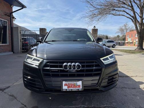2018 Audi Q5 2.0T Prestige