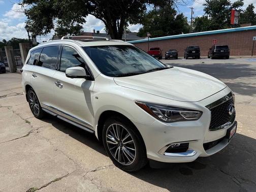 Majestic White 2019 INFINITI QX60 Luxe