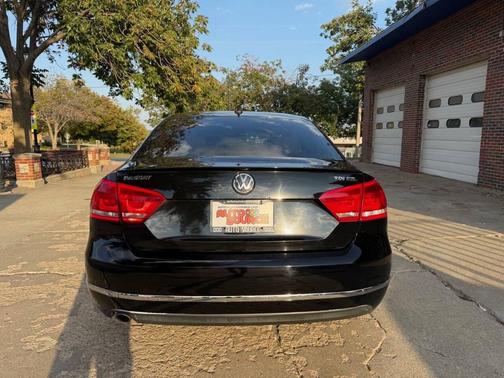 2012 Volkswagen Passat 2.0 TDI SEL Premium