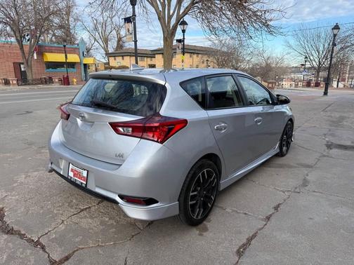 2016 Scion iM Base 4dr Hatchback CVT