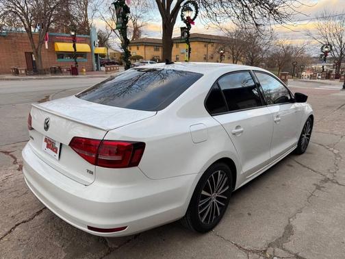 2015 Volkswagen Jetta 1.8T Sport