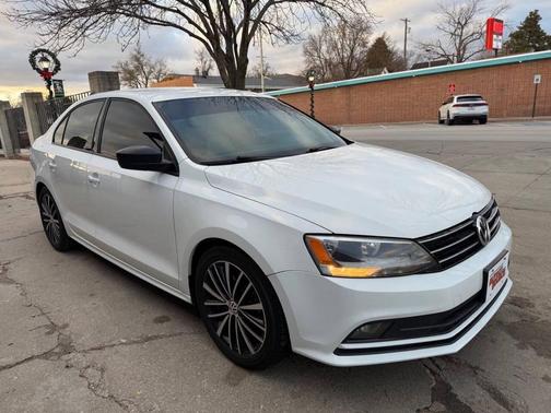 2015 Volkswagen Jetta 1.8T Sport