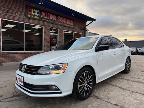 2015 Volkswagen Jetta 1.8T Sport