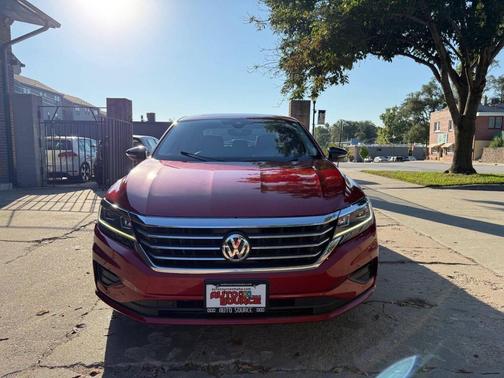 2022 Volkswagen Passat 2.0T Limited Edition