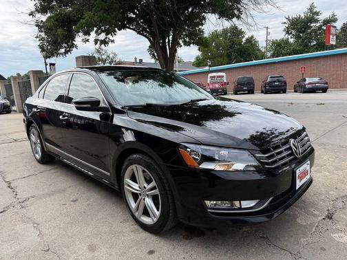 Black 2014 Volkswagen Passat 2.0L TDI DSG SEL Premium