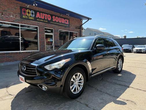 2014 INFINITI QX70 Base