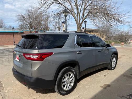 2018 Chevrolet Traverse LT Cloth