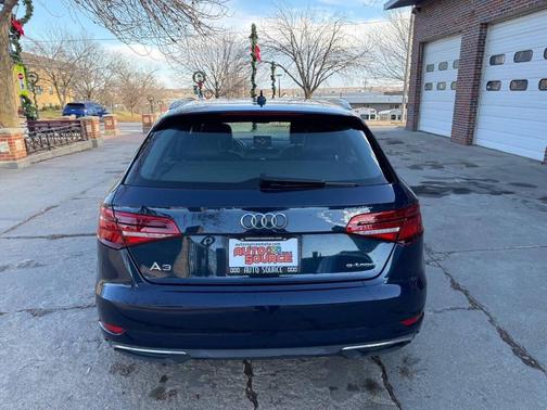 2018 Audi A3 e-tron 1.4T Tech Premium