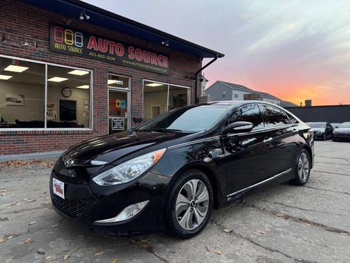 2014 Hyundai SONATA Hybrid Limited