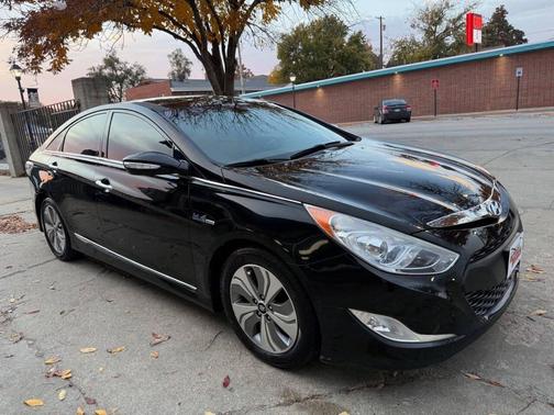 2014 Hyundai SONATA Hybrid Limited