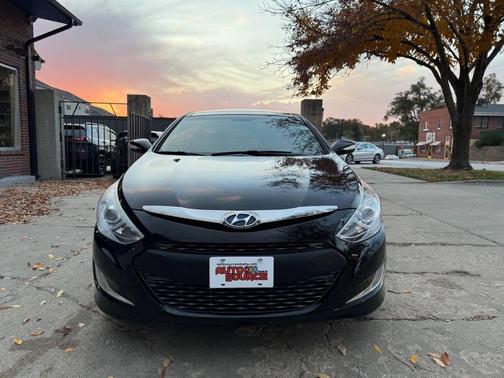 2014 Hyundai SONATA Hybrid Limited