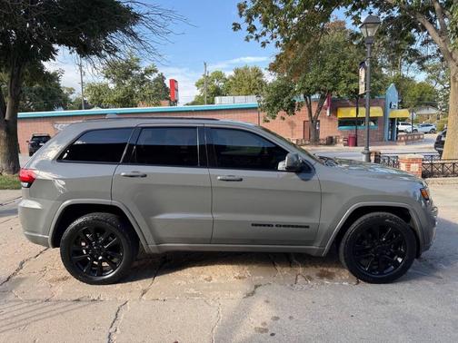 2019 Jeep Grand Cherokee Altitude
