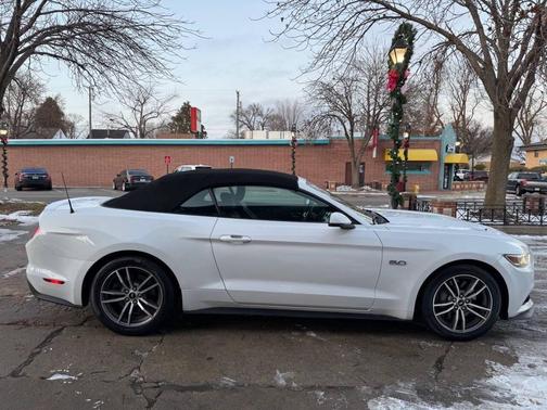 2017 Ford Mustang GT Premium