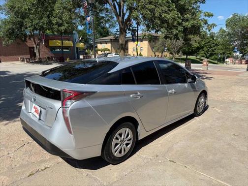 2016 Toyota Prius Two