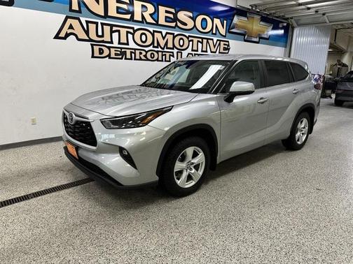 2023 Toyota Highlander LE