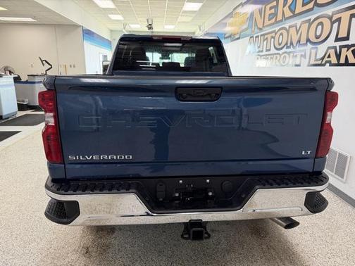 2026 Chevrolet Silverado 3500 LT