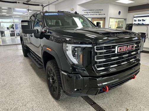 2025 GMC Sierra 2500 AT4