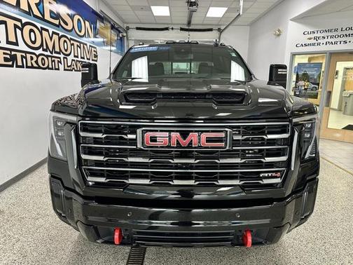 2025 GMC Sierra 2500 AT4