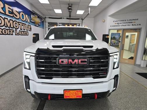 2024 GMC Sierra 2500 AT4
