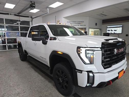 2024 GMC Sierra 2500 AT4