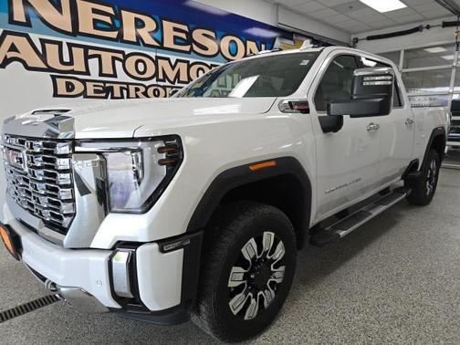 2024 GMC Sierra 2500 Denali