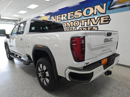 2024 GMC Sierra 2500 Denali